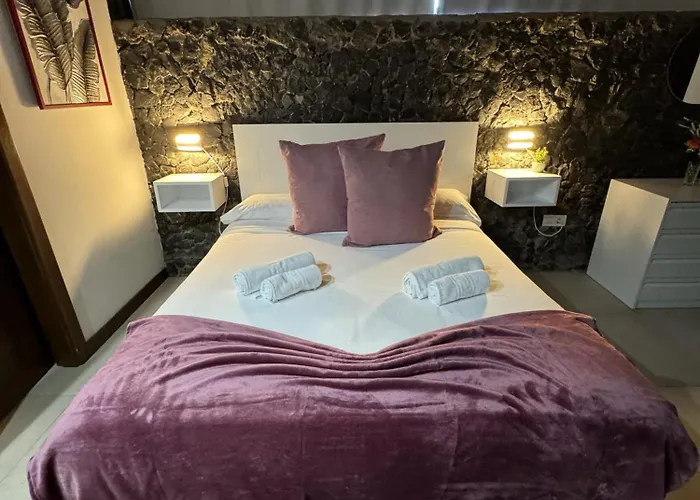 Апартаменты Dacil *